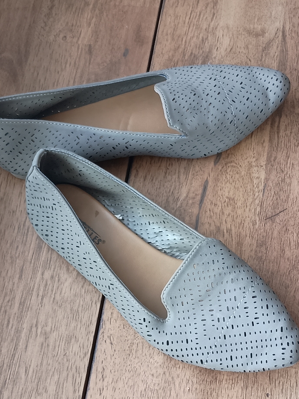 Seychelles Perforated Slip-On Flats in Taupe 7w